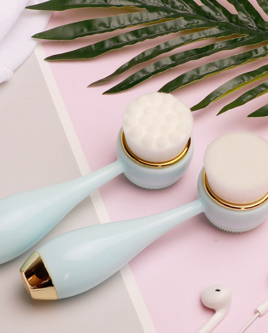 Double-Sided Facial Brush